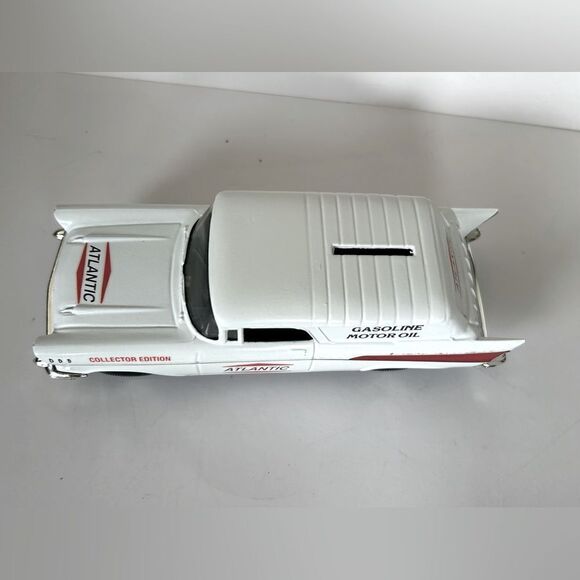 Ertl '57 Chevy Bel Air Nomad White Truck Atlantic Gasoline Motor Oil Bank New - Picture 9 of 9
